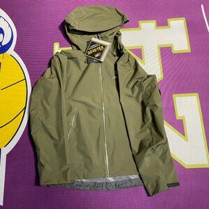 Arc'teryx Beta LT Hooded Hardshell Jacket, Size L